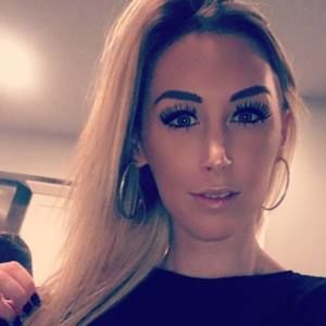 Meet your Posher, Kendra